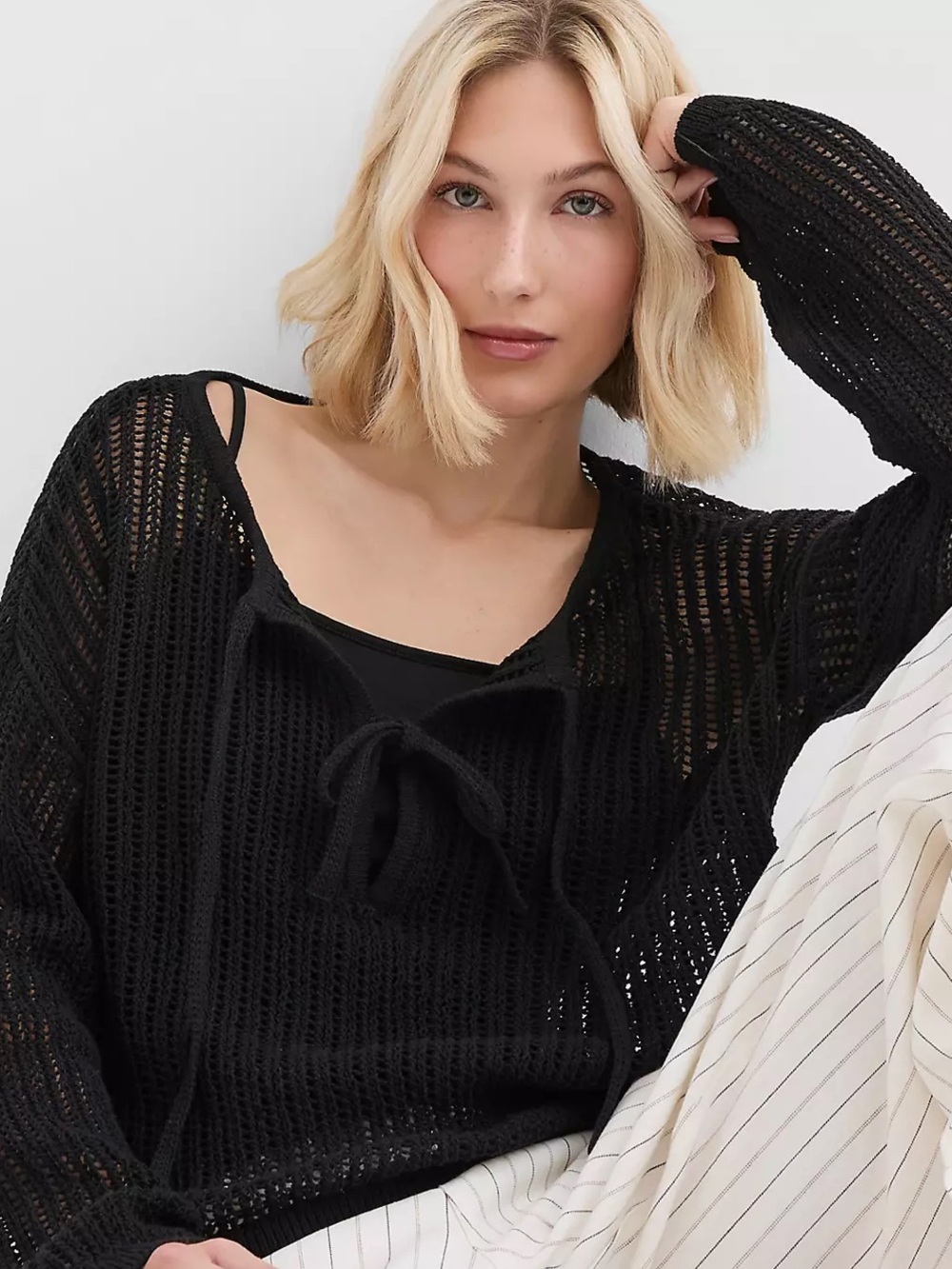 New LOFT Open Knit Tie Front Sweater Size Large Black